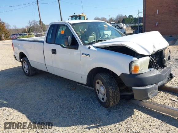 2008 Ford F-150 XL with VIN 1FTRF12278KB62993, listed as a IAAI auction lot 41757798 with 188,967 mi miles. Bid and sale history available at carsss.com. Image 1.