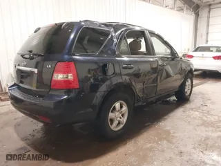 2008 Kia Sorento LX with VIN KNDJC735985791185, listed as a IAAI auction lot 41275825 with 168,067 mi miles. Bid and sale history available at carsss.com. Image 4.