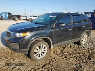 2011 Kia Sorento LX with VIN 5XYKT4A29BG069340, listed as a Copart auction lot 51992335 with 211,394 mi miles and Salvage Title. Bid and sale history available at carsss.com. Image 1.