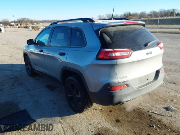 2017 Jeep Cherokee Altitude z VIN 1C4PJLAB3HW508050, wystawiony jako IAAI lot #41430524 z przebiegiem 120 819 mil mil oraz . Historia ofert i sprzedaży dostępna na DreamBid. Obrazek 3.