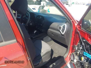 2022 Kia Soul LX with VIN KNDJ23AU4N7803183, listed as a IAAI auction lot 41601041 with 41,702 mi miles. Bid and sale history available at carsss.com. Image 5.