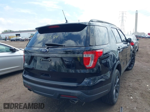 2018 Ford Explorer XLT with VIN 1FM5K7D85JGC67485, listed as a IAAI auction lot 42151574 with 96,019 mi miles and . Bid and sale history available at DreamBid. Image 4.