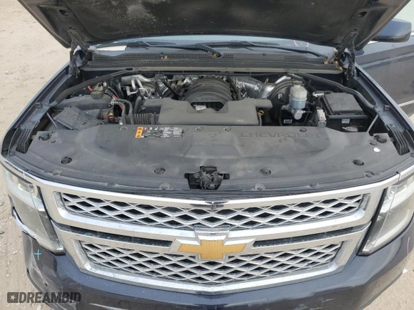 2017 Chevrolet Suburban LT with VIN 1GNSCHKCXHR329762, listed as a Copart auction lot 88015285 with 92,916 mi miles and Salvage Title. Bid and sale history available at carsss.com. Image 14.