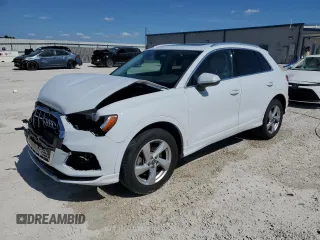 2020 Audi Q3 Premium with VIN WA1AECF38L1052445, listed as a Copart auction lot 51670093 with 61,245 mi miles. Bid and sale history available at carsss.com. Image 1.