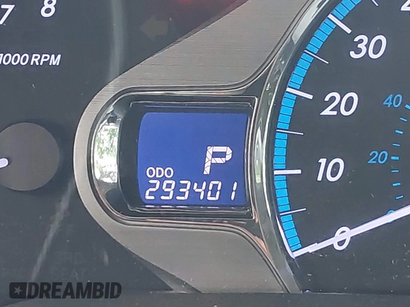 2011 Toyota Sienna XLE AAS with VIN 5TDYK3DC8BS016319, listed as a IAAI auction lot 42186294 with 293,401 mi miles and . Bid and sale history available at DreamBid. Image 15.