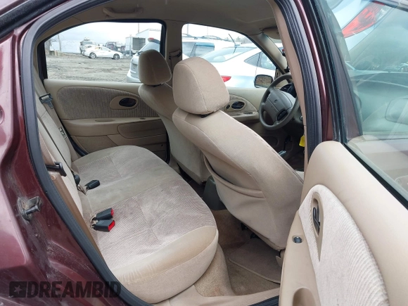 2000 Mercury Mystique GS z VIN 1MEFM6533YK613961, wystawiony jako IAAI lot #41982995 z przebiegiem 83 174 mil mil oraz . Historia ofert i sprzedaży dostępna na DreamBid. Obrazek 8.