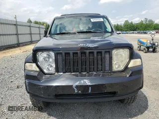 2008 Jeep Liberty Sport z VIN 1J8GN28K18W278117, wystawiony jako Copart lot #54566504 z przebiegiem 148 948 mil mil oraz Szkody całkowita. Historia ofert i sprzedaży dostępna na DreamBid. Obrazek 5.