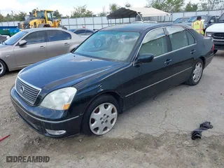 2003 Lexus LS 430 with VIN JTHBN30F430105725, listed as a IAAI auction lot 41960436 with 277,423 mi miles. Bid and sale history available at carsss.com. Image 2.