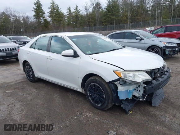 2013 Toyota Camry L with VIN 4T1BF1FK0DU270720, listed as a IAAI auction lot 41977020 with 182,058 mi miles. Bid and sale history available at carsss.com. Image 1.