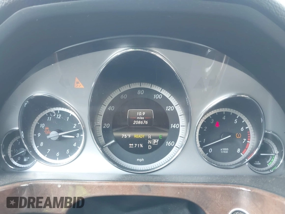 2013 Mercedes-Benz E 400 Sport with VIN WDDHF9FB6DA741371, listed as a IAAI auction lot 42141161 with 208,676 mi miles and . Bid and sale history available at DreamBid. Image 7.