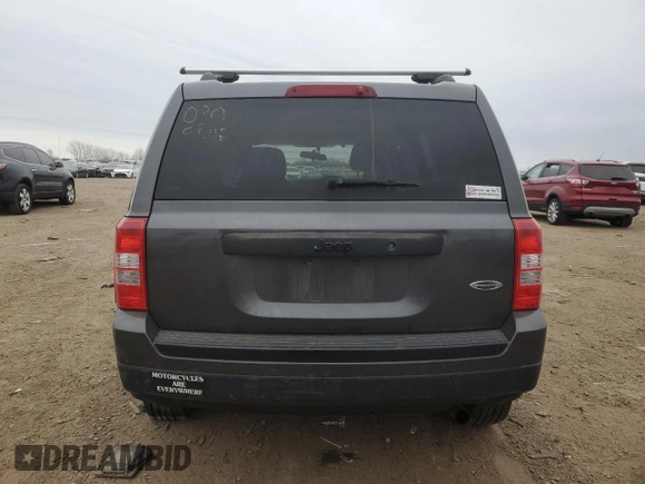 2014 Jeep Patriot Altitude with VIN 1C4NJPBA4ED911496, listed as a Copart auction lot 52390435 with 125,114 mi miles and Salvage Title. Bid and sale history available at DreamBid. Image 6.