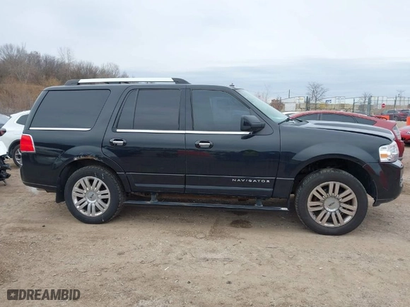 2012 Lincoln Navigator with VIN 5LMJJ2J50CEL05439, listed as a IAAI auction lot 41516644 with 173,183 mi miles. Bid and sale history available at carsss.com. Image 13.