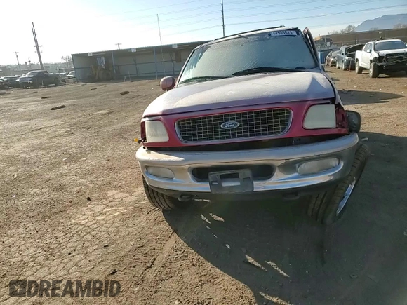 1998 Ford Expedition XLT z VIN 1FMFU18L1WLA02748, wystawiony jako Copart lot #52346135 z przebiegiem Nie podano mil oraz Nie do naprawy • Non repairable. Historia ofert i sprzedaży dostępna na DreamBid. Obrazek 11.