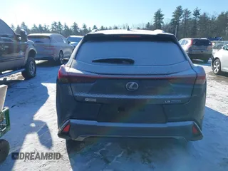 2021 Lexus UX with VIN JTHR9JBH8M2037134, listed as a IAAI auction lot 41352890 with 56,198 mi miles. Bid and sale history available at carsss.com. Image 17.