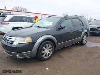 2008 Ford Taurus X SEL with VIN 1FMDK05WX8GA23924, listed as a IAAI auction lot 42019262 with 146,185 mi miles. Bid and sale history available at carsss.com. Image 2.