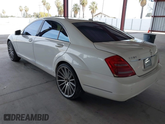 2011 Mercedes-Benz S-Class S 550 with VIN WDDNG7BBXBA366494, listed as a IAAI auction lot 41651356 with 168,618 mi miles. Bid and sale history available at carsss.com. Image 3.