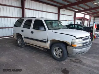 2001 Chevrolet Tahoe LS with VIN 1GNEK13T91R115616, listed as a IAAI auction lot 40104825 with 245,782 mi miles. Bid and sale history available at carsss.com. Image 1.