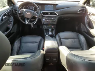 2017 Infiniti QX30 Premium with VIN SJKCH5CP1HA018988, listed as a Copart auction lot 82046314 with 86,506 mi miles and Clean Title. Bid and sale history available at DreamBid. Image 9.