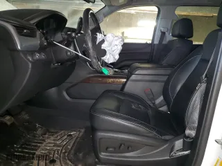 2020 Chevrolet Suburban LT with VIN 1GNSKHKC2LR187449, listed as a Copart auction lot 45943195 with 100,559 mi miles and Salvage Title. Bid and sale history available at carsss.com. Image 7.