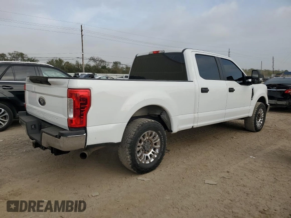 2019 Ford Super Duty F-250 SRW XL with VIN 1FT7W2A68KEE62694, listed as a Copart auction lot 82036854 with 153,678 mi miles and Salvage Title. Bid and sale history available at carsss.com. Image 3.