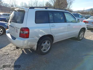 2006 Toyota Highlander with VIN JTEHP21A460181691, listed as a IAAI auction lot 41658694 with 217,517 mi miles. Bid and sale history available at carsss.com. Image 4.