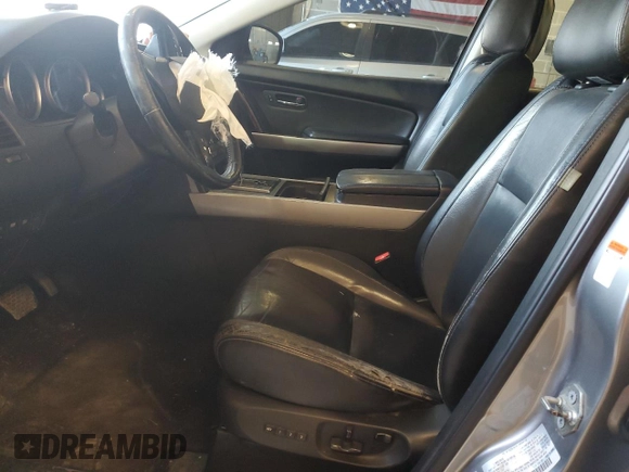 2010 Mazda CX-9 Grand Touring z VIN JM3TB3MA7A0222829, wystawiony jako Copart lot #70453194 z przebiegiem Nie podano mil oraz Nie do naprawy • Non repairable. Historia ofert i sprzedaży dostępna na DreamBid. Obrazek 7.