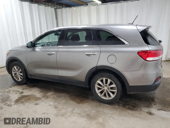 2018 Kia Sorento L with VIN 5XYPG4A39JG338356, listed as a Copart auction lot 48312885 with 110,573 mi miles and Clean Title. Bid and sale history available at carsss.com. Image 2.