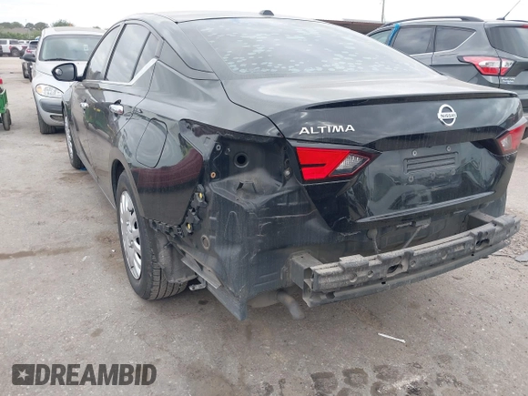 2019 Nissan Altima S with VIN 1N4BL4BV1KC239953, listed as a IAAI auction lot 42006788 with 172,042 mi miles and . Bid and sale history available at DreamBid. Image 3.