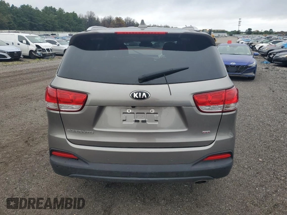 2018 Kia Sorento LX with VIN 5XYPGDA32JG408716, listed as a Copart auction lot 65111604 with 47,822 mi miles and Non Repairable. Bid and sale history available at carsss.com. Image 6.
