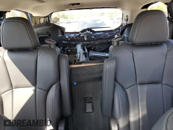 2020 Subaru Ascent Limited z VIN 4S4WMAPD6L3451705, wystawiony jako Copart lot #52526465 z przebiegiem 47 587 mil mil oraz Szkoda całkowita • Salvage title. Historia ofert i sprzedaży dostępna na DreamBid. Obrazek 10.