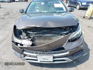 2018 Infiniti QX30 Premium z VIN SJKCH5CR0JA051889, wystawiony jako IAAI lot #42234392 z przebiegiem 104 095 mil mil oraz . Historia ofert i sprzedaży dostępna na DreamBid. Obrazek 6.
