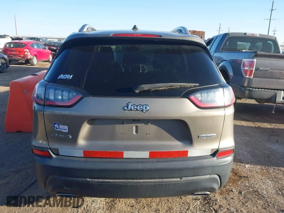 2019 Jeep Cherokee Latitude with VIN 1C4PJMCX7KD127657, listed as a IAAI auction lot 41756436 with 117,483 mi miles. Bid and sale history available at carsss.com. Image 16.