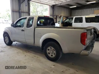 2015 Nissan Frontier SV with VIN 1N6BD0CT1FN713999, listed as a Copart auction lot 62053944 with 104,667 mi miles and Salvage title. Bid and sale history available at DreamBid. Image 2.