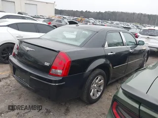 2007 Chrysler 300 Touring with VIN 2C3KA53G87H821367, listed as a IAAI auction lot 41614487 with 84,592 mi miles and . Bid and sale history available at DreamBid. Image 4.