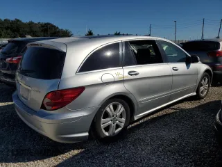 2009 Mercedes-Benz R 3.5L with VIN 4JGCB65E49A090822, listed as a Copart auction lot 76287264 with Not Provided miles and Non Repairable. Bid and sale history available at carsss.com. Image 3.