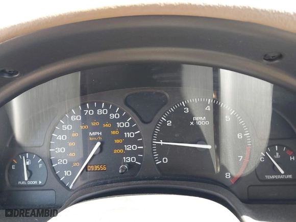 2001 Saturn LS with VIN 1G8JU52F81Y579128, listed as a IAAI auction lot 42028819 with 93,556 mi miles. Bid and sale history available at carsss.com. Image 7.