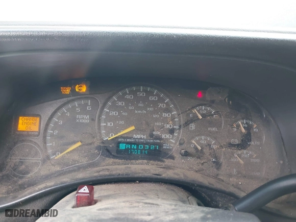 2001 Chevrolet Silverado 1500 with VIN 1GCEK14V71E120524, listed as a IAAI auction lot 41401631 with 170,814 mi miles. Bid and sale history available at carsss.com. Image 7.