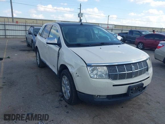 2008 Lincoln MKX with VIN 2LMDU68C38BJ12714, listed as a IAAI auction lot 40894971 with 65,582 mi miles. Bid and sale history available at carsss.com. Image 1.