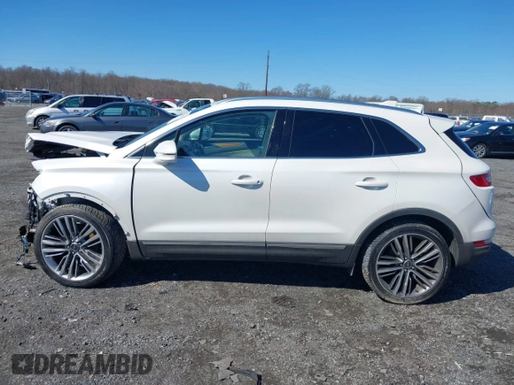 2015 Lincoln MKC with VIN 5LMTJ2AH8FUJ31911, listed as a IAAI auction lot 41735017 with 76,332 mi miles. Bid and sale history available at carsss.com. Image 14.