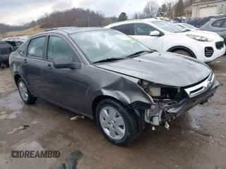 2009 Ford Focus S with VIN 1FAHP34N89W211162, listed as a IAAI auction lot 41677415 with 94,597 mi miles. Bid and sale history available at carsss.com. Image 1.