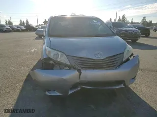 2014 Toyota Sienna XLE with VIN 5TDYK3DC8ES472826, listed as a Copart auction lot 46174385 with 129,094 mi miles and Salvage Title. Bid and sale history available at carsss.com. Image 11.