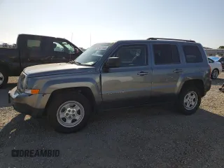 2012 Jeep Patriot Sport with VIN 1C4NJPBAXCD657077, listed as a Copart auction lot 62607685 with 68,747 mi miles and Salvage title. Bid and sale history available at DreamBid. Image 1.