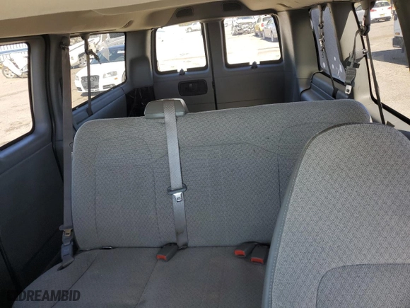 2010 Chevrolet Express Passenger LS with VIN 1GNUGBD41A1161725, listed as a Copart auction lot 76292724 with 99,850 mi miles and Salvage Title. Bid and sale history available at carsss.com. Image 10.