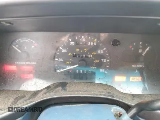 1994 Ford Taurus GL z VIN 1FALP52U5RA152732, wystawiony jako Copart lot #70472324 z przebiegiem 52 781 mil mil oraz Szkoda całkowita • Salvage title. Historia ofert i sprzedaży dostępna na DreamBid. Obrazek 9.