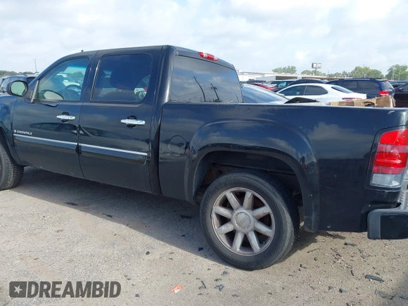2008 GMC Sierra Denali z VIN 2GTEK638X81334086, wystawiony jako IAAI lot #42531560 z przebiegiem 248 592 mil mil oraz . Historia ofert i sprzedaży dostępna na DreamBid. Obrazek 3.