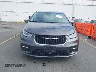 2022 Chrysler Pacifica Hybrid Limited with VIN 2C4RC1S72NR123083, listed as a IAAI auction lot 42623725 with 36,789 mi miles and . Bid and sale history available at DreamBid. Image 12.