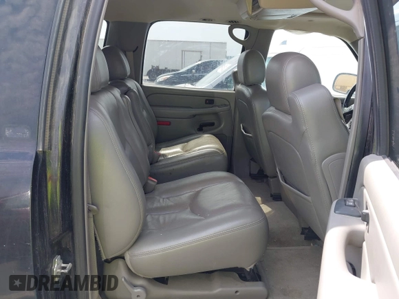 2005 Chevrolet Suburban LT с VIN 1GNFK16Z45J189938, выставлен на аукционе IAAI как лот 42412439 с пробегом 375 834 миль миль и . История ставок и продаж доступна на DreamBid. Изображение 8.