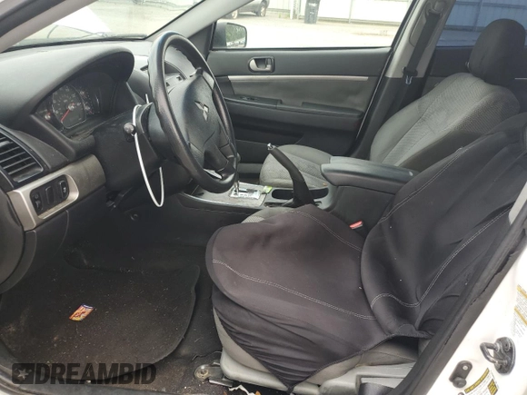2011 Mitsubishi Galant FE с VIN 4A32B2FF4BE005246, выставлен на аукционе Copart как лот 55412995 с пробегом 142 846 миль миль и Списание • Salvage title. История ставок и продаж доступна на DreamBid. Изображение 7.