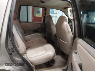 2002 Ford Explorer XLT с VIN 1FMZU73E62ZB66450, выставлен на аукционе IAAI как лот 42409150 с пробегом 153 059 миль миль и . История ставок и продаж доступна на DreamBid. Изображение 8.