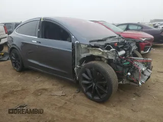 2020 Tesla Model X Long Range with VIN 5YJXCBE21LF246685, listed as a Copart auction lot 43800885 with 42,781 mi miles and Salvage Title. Bid and sale history available at DreamBid. Image 4.